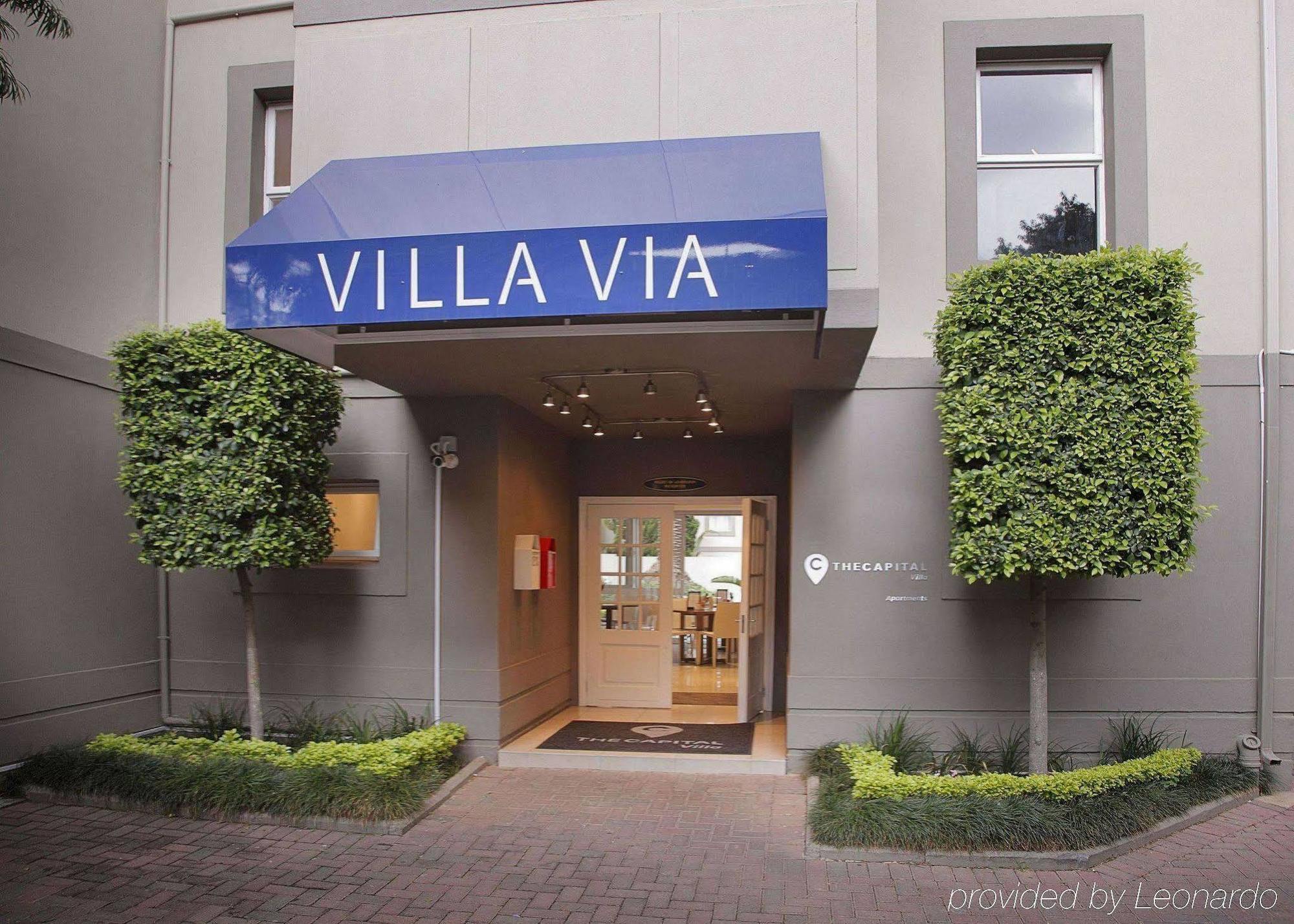The Capital Villa Сандтън Екстериор снимка